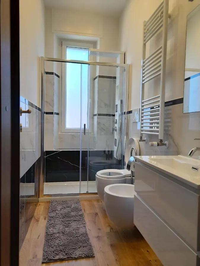 Bellissimo Appartamento Zona 8 Milano Włochy